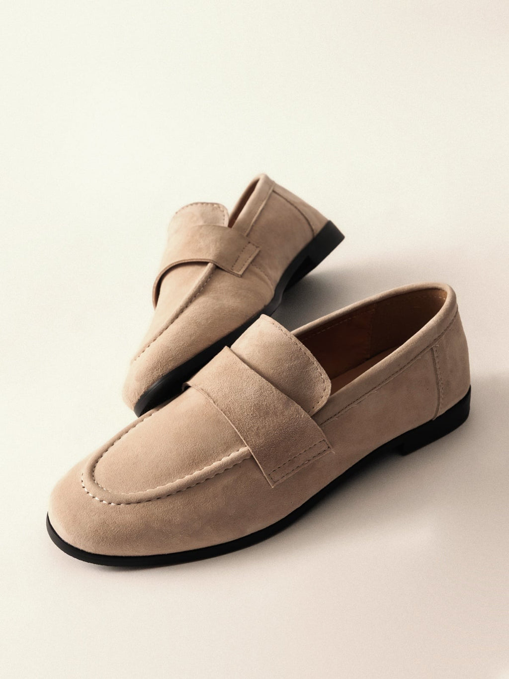 Women's leather shoes