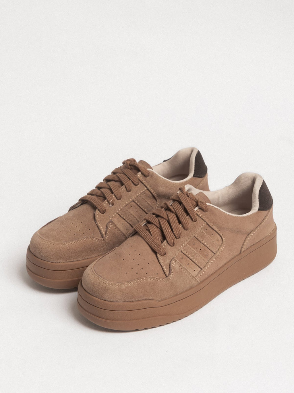 Women's leather casual shoes