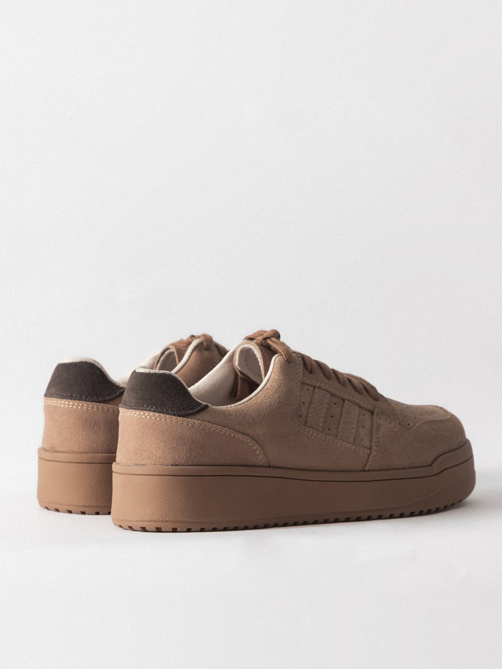 Women's leather casual shoes