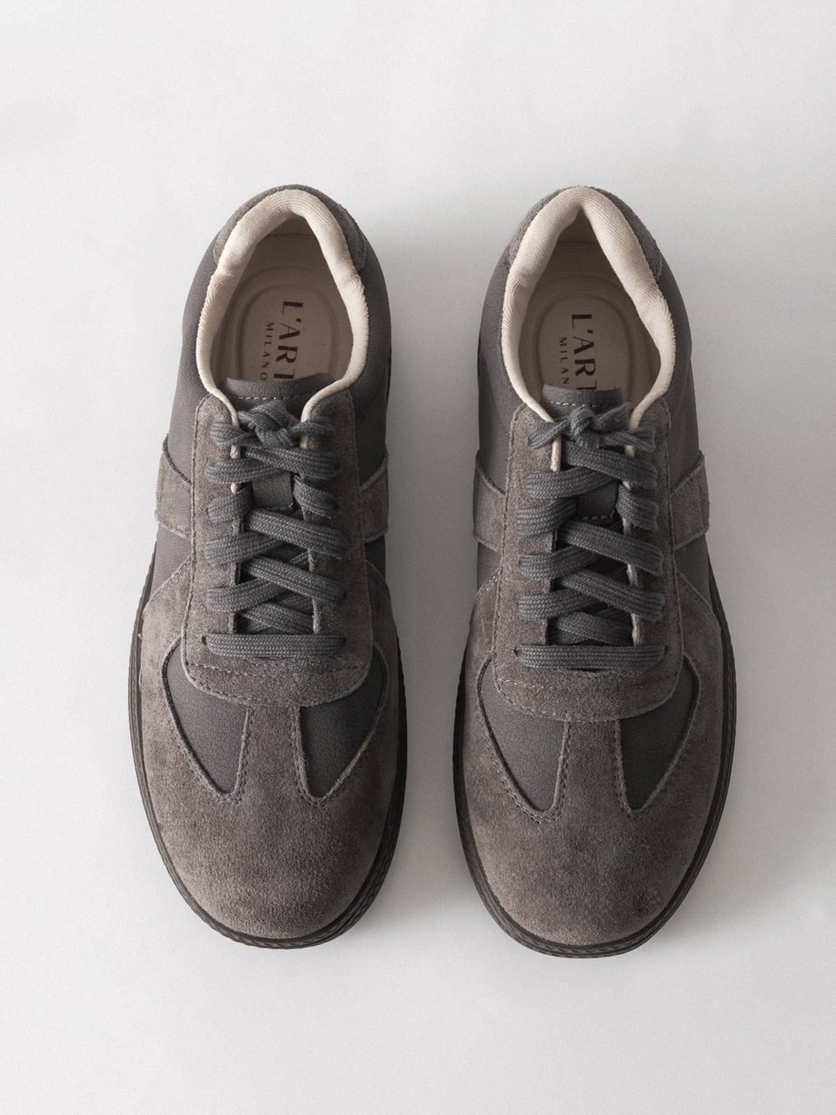 Women's leather casual shoes