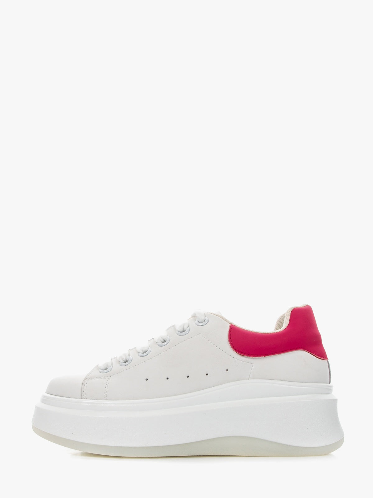 Women's casual shoes