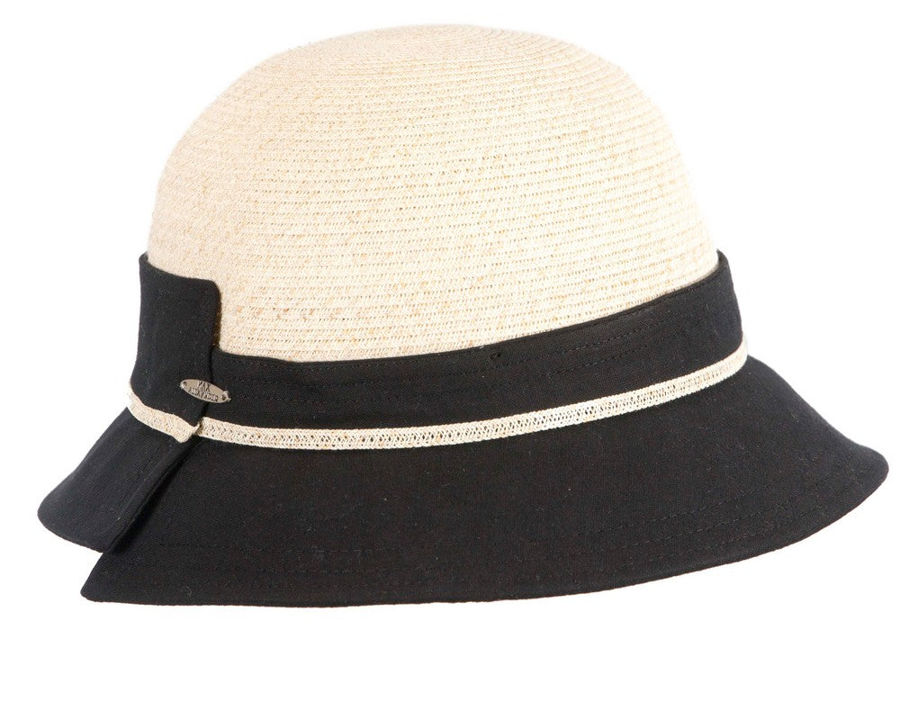 Black straw ladies summer beach hat