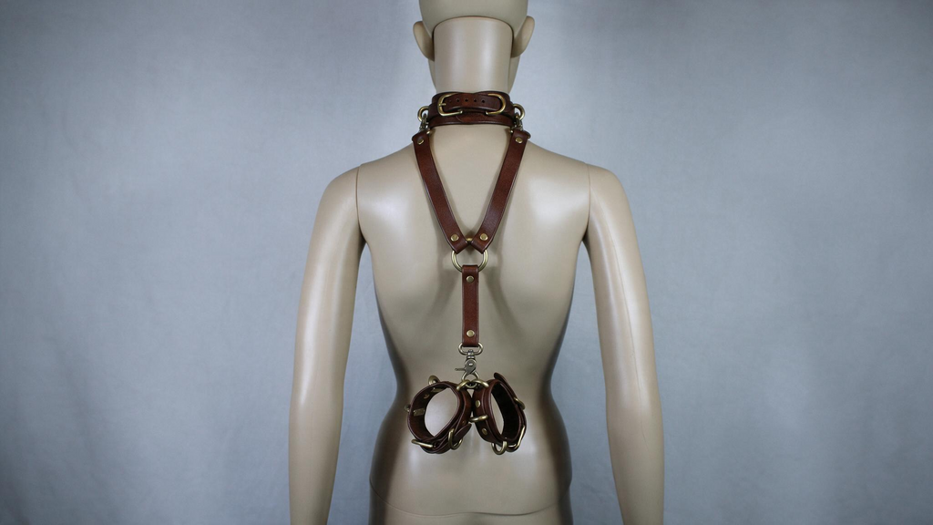 Bdsm Collar Cuffs Set – 3-Way Connector With Leather Cuffs
