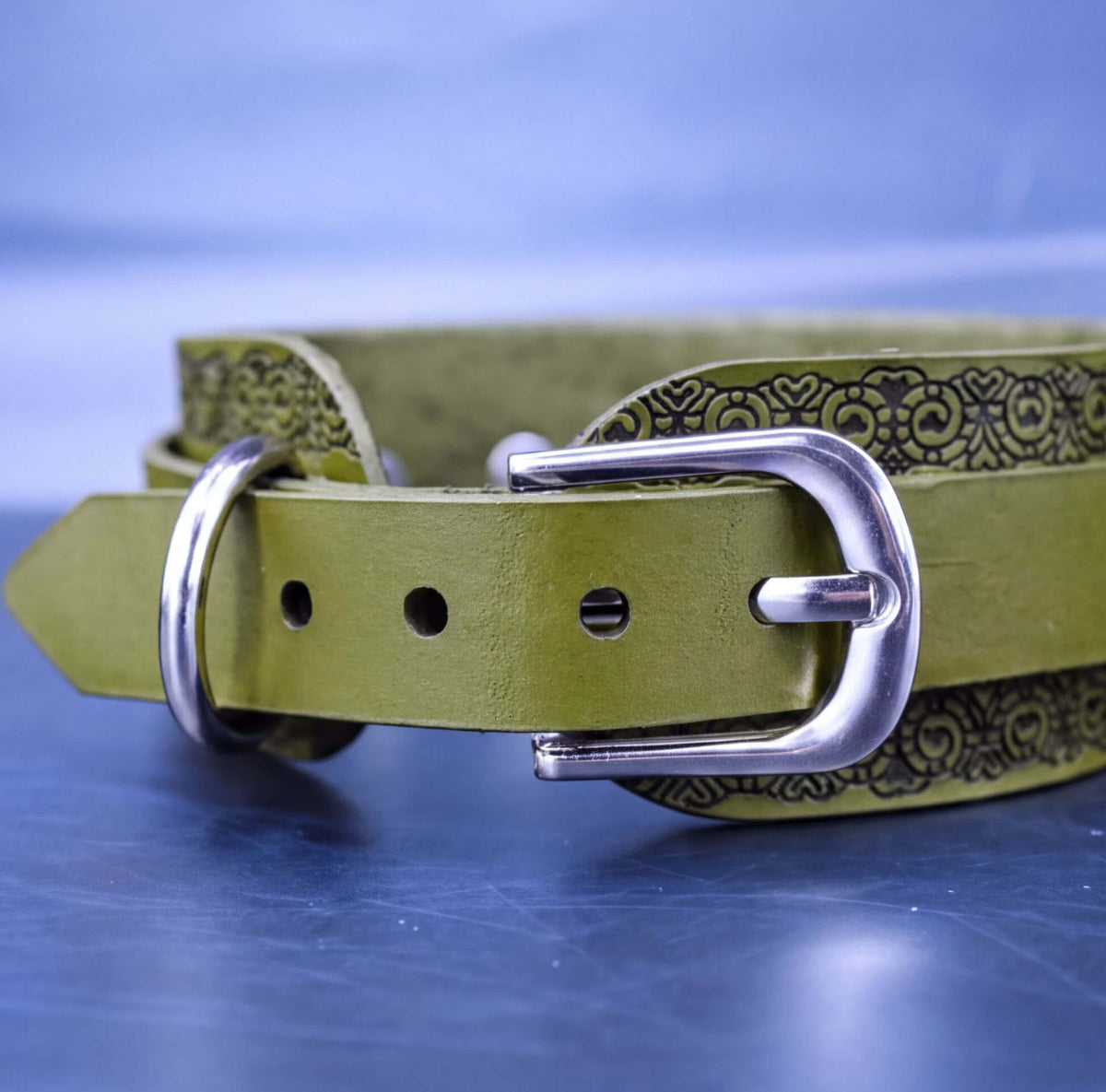 Red Wide Leather Choker Ornamental Slave Collar  BDSM Bondage Gift