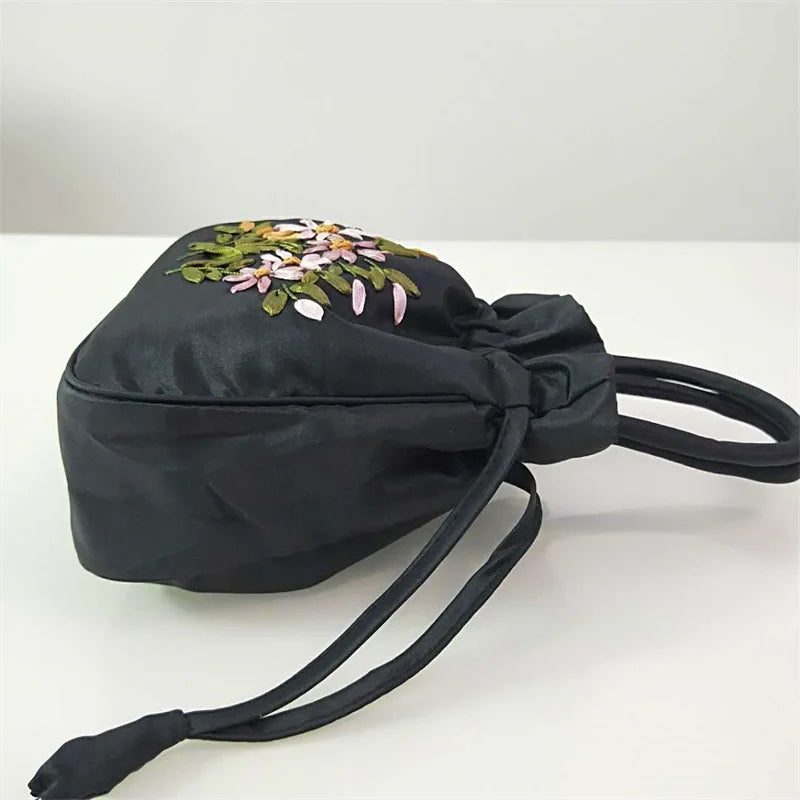 Women Bucket Bag Top Handle Ladies Handbag Phone Bag Summer Small Purse National Style Embroidered Flower Pattern Drawstring Bag